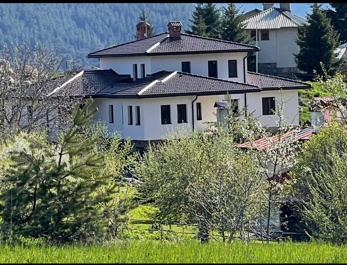 Къща За Гости Меча Стъпка Gela Exterior foto